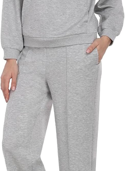 Womens 2 Piece Outfits Sweatsuit Long Sleeve Pullover Tops With Pocket and Wide Leg Sweatpants  Fall Trendy